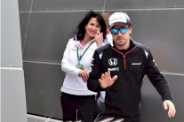 الأطباء يمنعون الونسو من المشاركة في جائزة البحرين