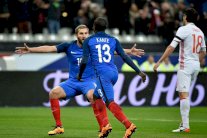 فرنسا تحقق عودة موفقة إلى 