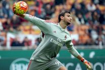 مفاجأة: ميلان قد يبيع حارسه