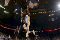 عودة سان أنطونيو وغولدن ستايت وتأهل تورونتو