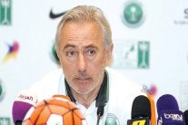 الاتحاد السعودي يريد استمرار فان مارفيك مدرباً لـ