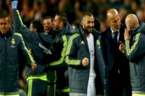 زيدان يشيد بوحدة لاعبي ريال مدريد عقب الفوز بالكلاسيكو