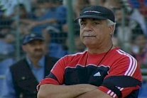 استقالة مدرب الجوية بسبب الخسارة أمام الميناء