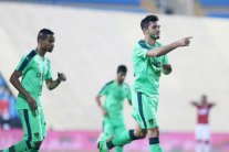 أهلي جدة للحفاظ على الصدارة والهلال يواجه نجران