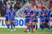 فيينورد يعزز موقعه في المركز الثالث واوتريخت رابعاً