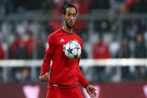 بنعطية ينفي شائعات سبب غيابه عن مباراة بنفيكا