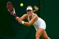 كيربر إلى نصف نهائي دورة تشارلستون