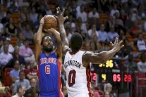 بيستونز إلى البلاي أوف لأول مرة منذ 2009 ودالاس يقترب