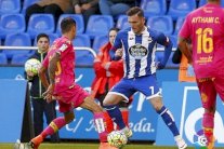 ديبورتيفو يسقط أمام لاس بالماس في الليغا