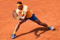 نادال بسهولة إلى ربع نهائي دورة برشلونة