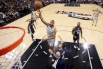  فوز ثان سهل لسان أنتونيو وبوسطن يسقط منذ الربع الأول