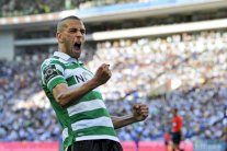 سبورتينغ لشبونة يطيح ببورتو ويواصل مطاردة بنفيكا