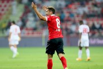 أهلي دبي يتوج باللقب المحلي السابع بعد سقوط العين