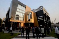 الاتحاد الدولي يهدد بتجميد كرة القدم المصرية