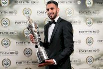 رياض محرز .. من لاعب مغمور إلى أحد أفضل نجوم الكرة العالمية 