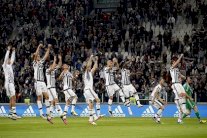 يوفنتوس للاحتفال باللقب مع جماهيره وصراع الوصافة بين نابولي وروما