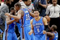 أوكلاهوما يعادل سبيرز وفوز أول لكليفلاند على أتلانتا