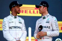 روزبرغ يبحث عن انتصار جديد وهاميلتون للحاق به قبل فوات الأوان