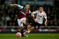 مانشستر يونايتد لانتزاع المركز الرابع من جاره سيتي