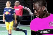 اعتداء مروّع وسافر على أحد اللاعبين في الدوري الأمريكي 