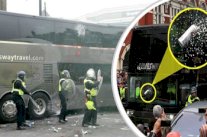 هجوم على حافلة اليونايتد يؤجل انطلاق مباراته ضد وست هام