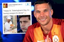 بودولسكي يسخر من توتنهام ويستذكر واقعة 