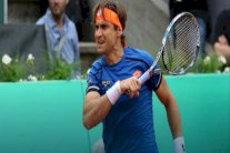  فافرينكا وفيرر وسيليتش إلى نصف نهائي دورة جنيف