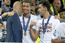 رئيس ريال مدريد يريد إبقاء كريستيانو مع الملكي طوال عمره!