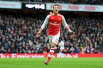 أرسنال يخشى انتقال صانع ألعابه أوزيل إلى بايرن ميونيخ