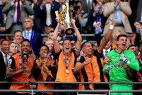 هال سيتي يهزم شيفيلد ويعود إلى الدوري الإنكليزي الممتاز