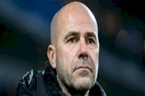 بيتر بوس مدرباً جديداً لأياكس خلفاً لفرانك دي بور