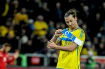 إبراهيموفيتش يعتزل اللعب الدولي عقب