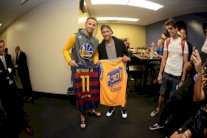  لقاء قمة بين ستيفن كوري ونيمار