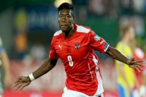 آلابا وفوخس يقودان اللائحة الرسمية للنمسا في اليورو