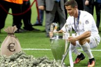 رونالدو يمنح مكافأة دوري أبطال أوروبا لجمعية خيرية