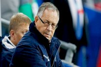 مدرب أيسلندا يكشف عن التشكيلة الرسمية المشاركة في اليورو 