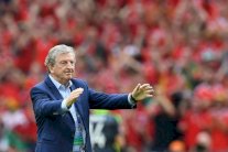 مدرب إنكلترا هودجسون: نستحق النقاط الـ4 حتى الآن