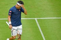 نيشيكوري يعلن انسحابه من دورة هاله وتأهل فيدرر