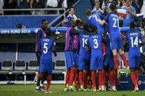 فرنسا تبحث عن التأكيد ومواجهة ثأرية بين سويسرا ورومانيا