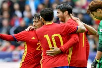 إسبانيا تبدأ مشوار الإنجاز التاريخي بمواجهة التشيك