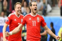 ركلة حرة مباشرة تُدخل غاريث بيل تاريخ ويلز في اليورو!