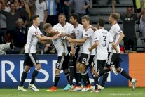 بداية ناجحة لكن غير مقنعة لألمانيا وبولندا تفك عقدتها 