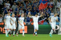 سلوفاكيا وكرواتيا والمجر وإيرلندا الشمالية إلى ثمن النهائي