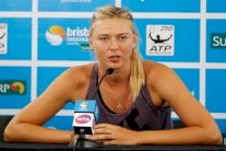 محامي شارابوفا يطالب رئيس وادا بالاعتذار من موكلته