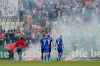 يويفا يغرم كرواتيا بمبلغ 100 ألف يورو بسبب أعمال شغب جماهيره