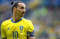 إبراهيموفيتش يعلن اعتزاله اللعب دولياً بعد كأس أمم أوروبا