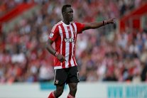 وانياما يخضع للفحص الطبي تمهيداً للانتقال إلى توتنهام