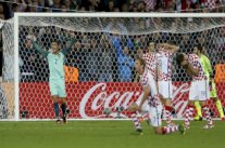 البرتغال تُقصي كرواتيا وتأهل بولندا وويلز إلى ربع النهائي