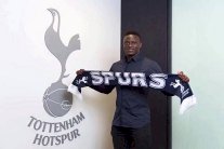 توتنهام يحسم أولى صفقاته الصيفية بضم وانياما 