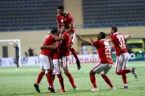 الأهلي يتوج بطلاً للدوري المصري قبل مرحلتين من النهاية